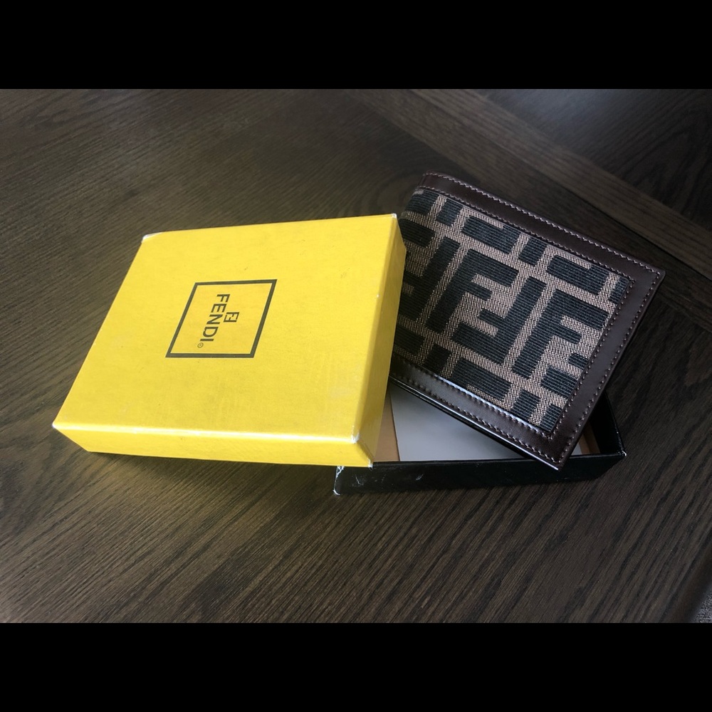 FENDI wallet
